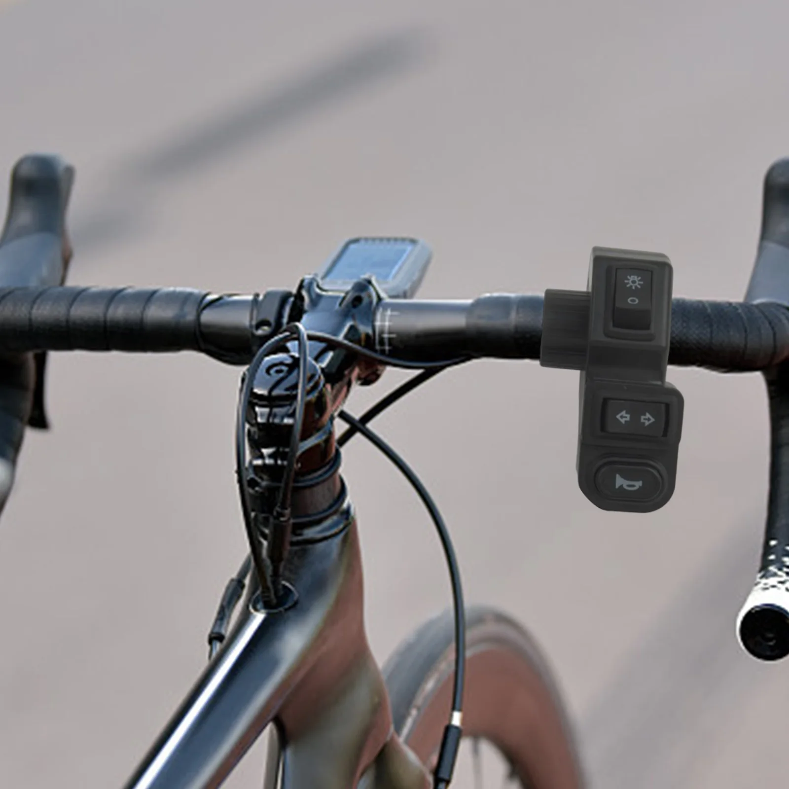 

Черный, как фотография, переключатель для электрического велосипеда, надежный процесс и стабильная производительность, возможность нагрузки 12 В постоянного тока, освещение для скутера