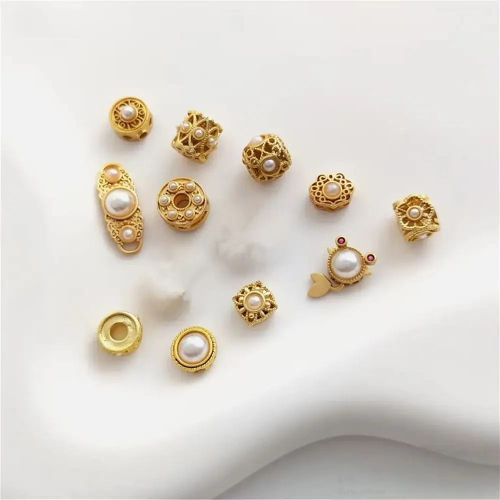 

Matte gold inlaid imitation pearl clover flower shaped partition bead circular partition DIY bracelet necklace jewelry accessori