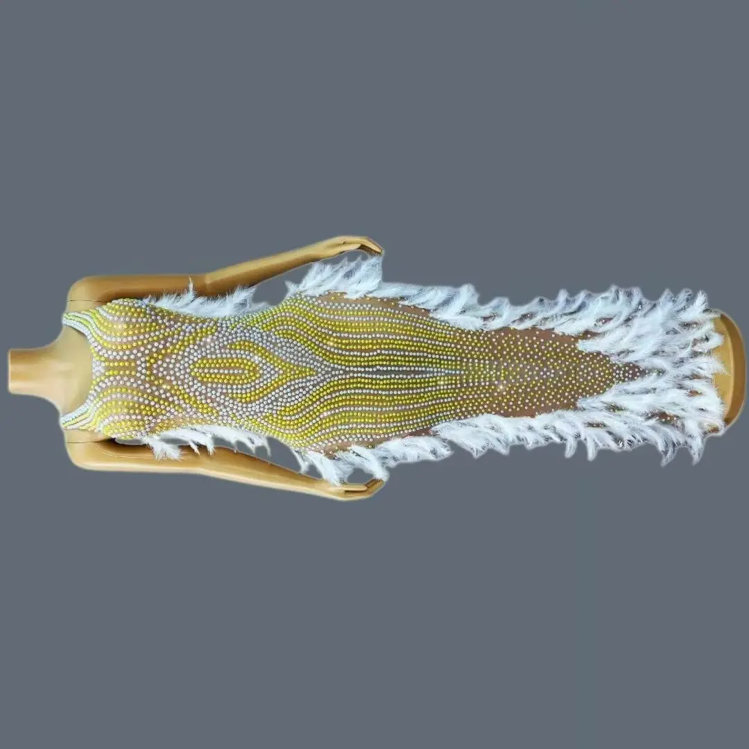 

Sleeveless Nude Mesh Mermaid Maxi Gown Yellow White Linear Rhinestone Side White Feather Trim Sheer Stage Evening Dress Zhuhai