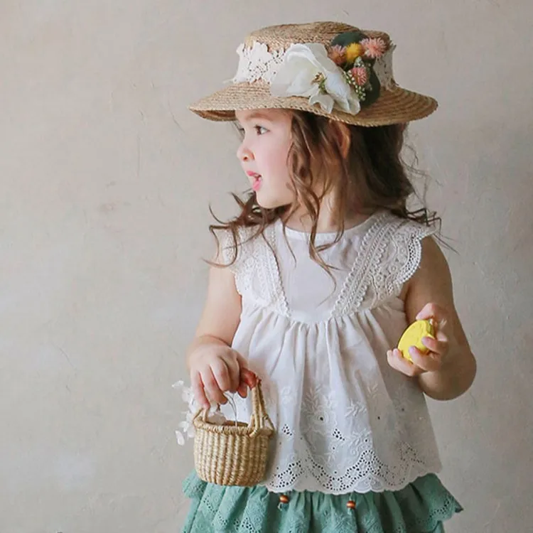 

2025 Summer Strawberry Sweet Lace Edge Solid Color Doll Shirt Sleeveless T-shirt Top