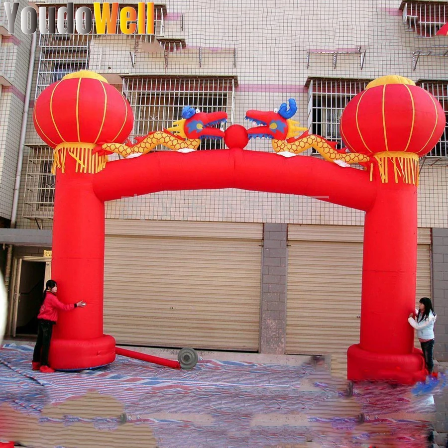 Elastic Chinese Style Red And Chinese Dragon Placed In Business Activities