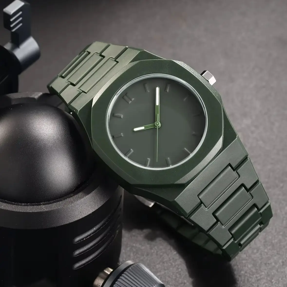 Rebirth Octagonal Comic-Style Watch, Two-Dimensional Line Art Quartz Watch, Simple Unisex Waterproof Watch for Both Men and Women