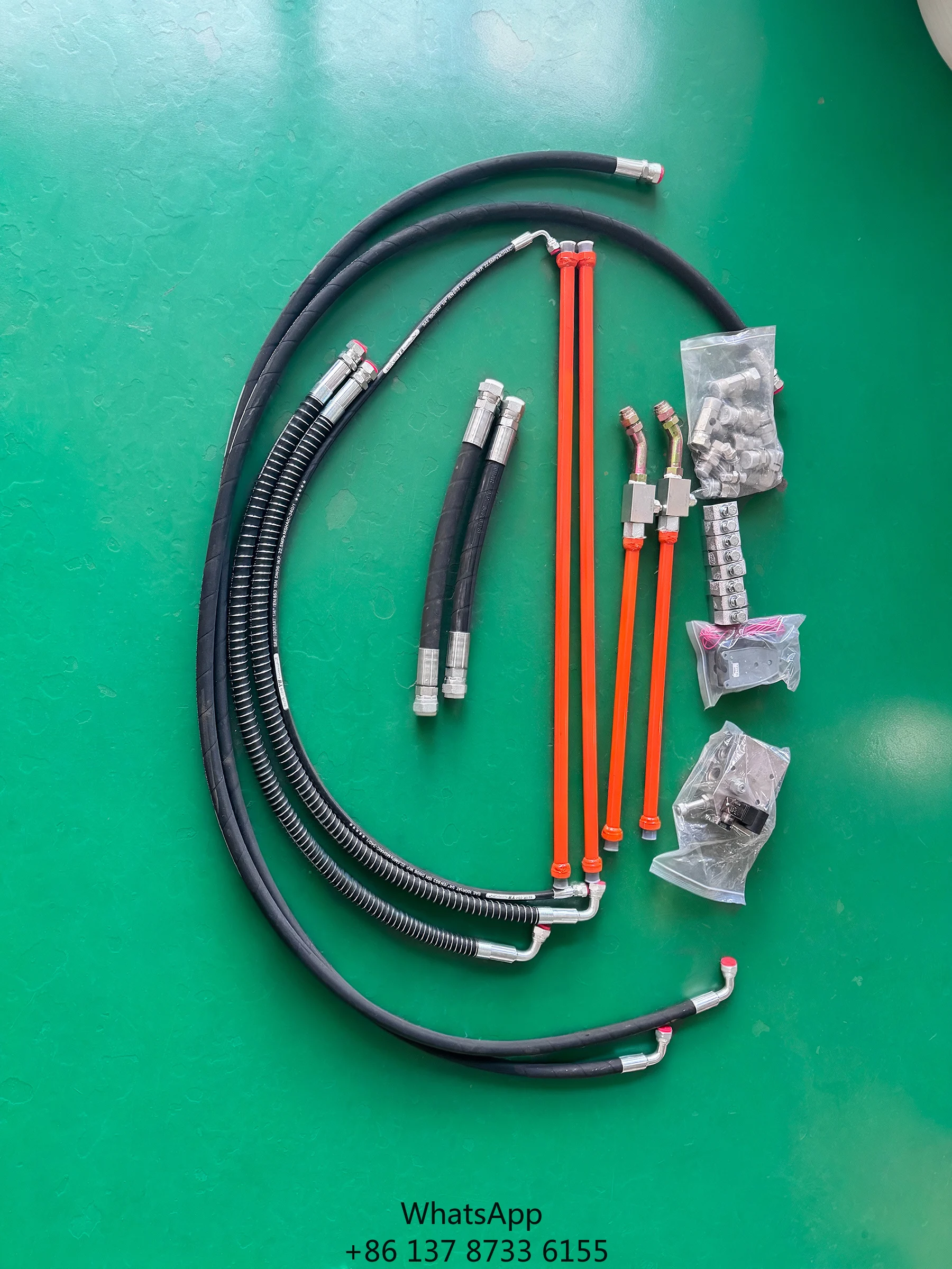 

Hydraulic Breaker Piping Kits For 1-3tons Excavators