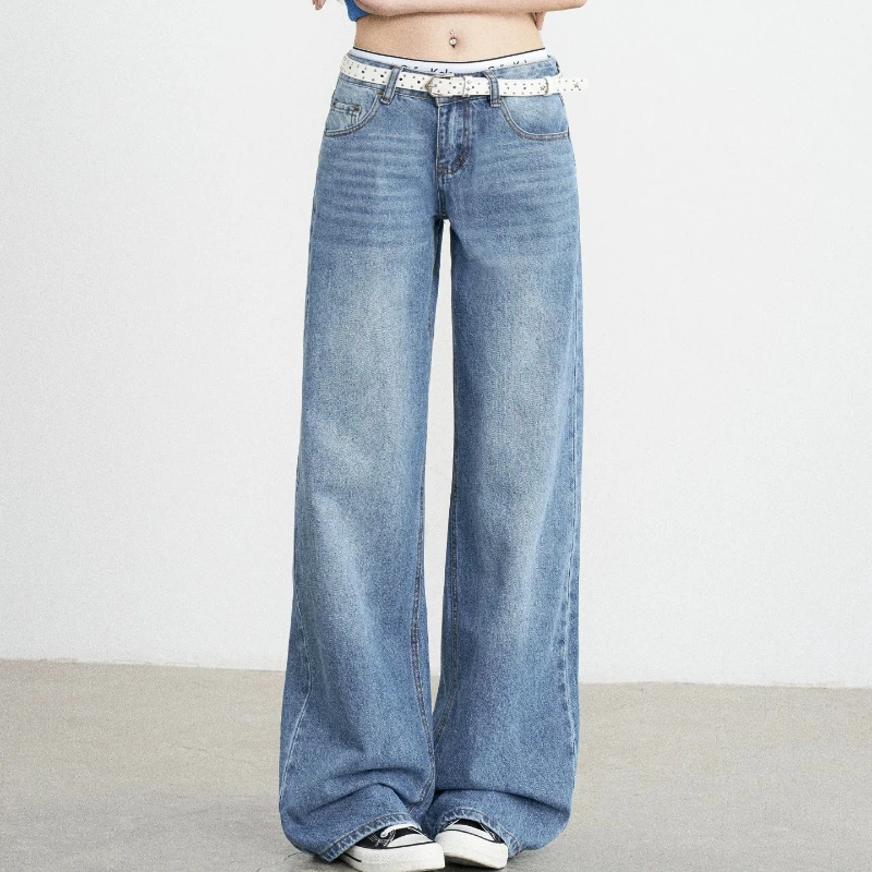 Korean‑Style Y2K Women Low Rise Vintage Pants Expansive Straight Wide Leg Shape Leopard Star Pocket Ornamentation Casual Jeans