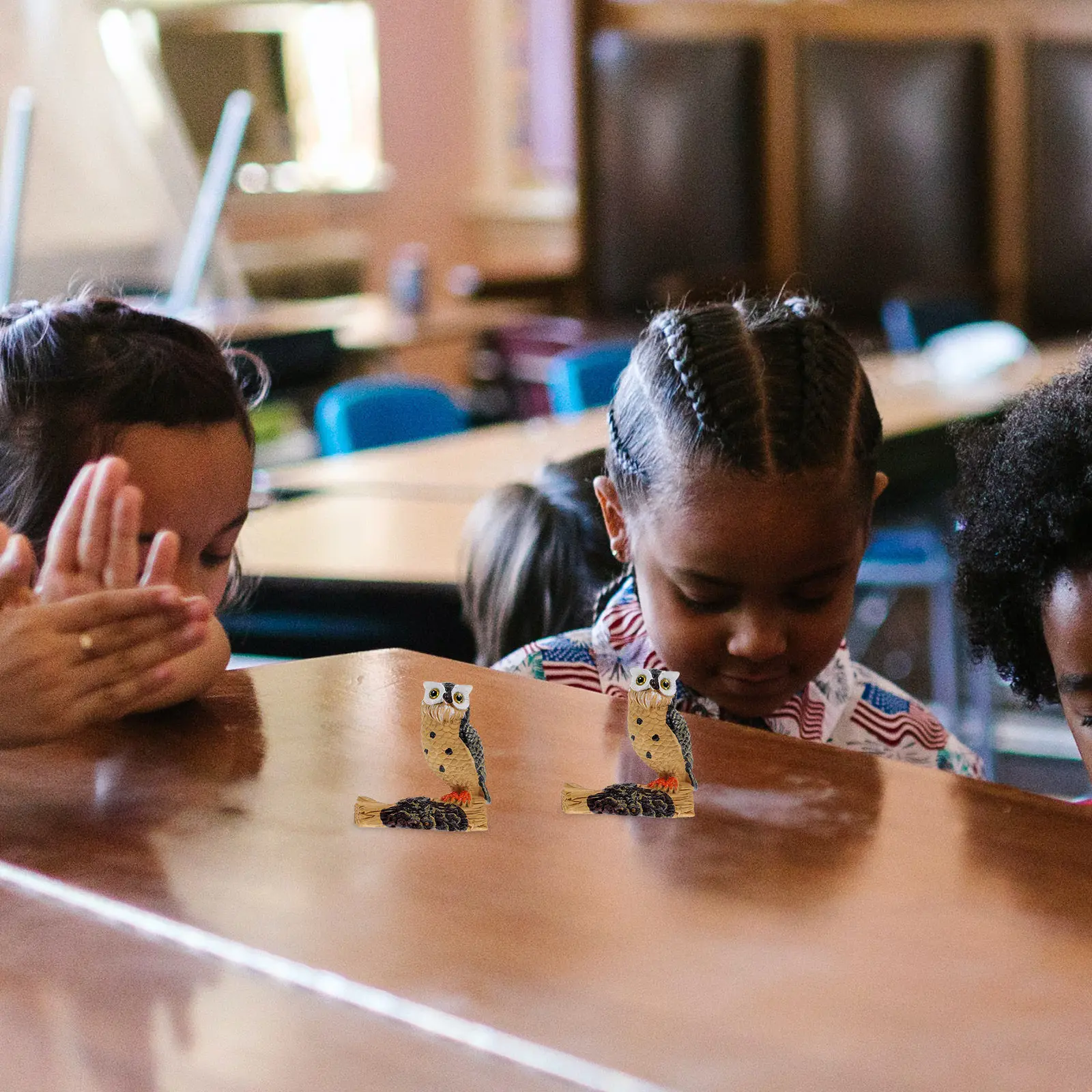 

2Pcs Mini Owl Sculpture for Kids Cognitive Development Desk Bedside Decor Home Garden Landscaping Cute Educational Animal Statue