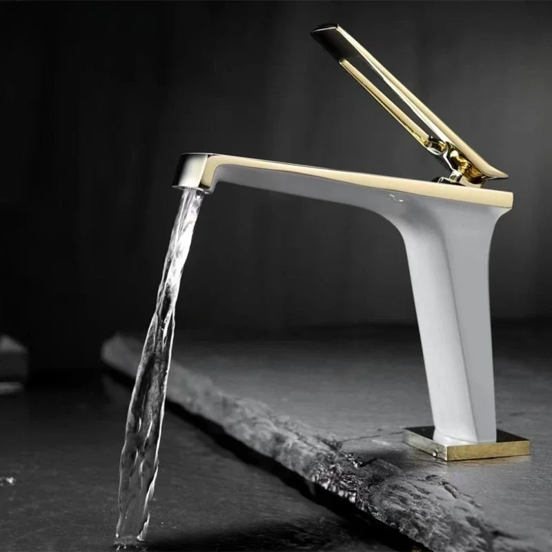 Luxury Solid Brass Basin Faucet Bathroom Sink Faucet Hot & Cold Water Supply Waterfall-Style Basin Faucet