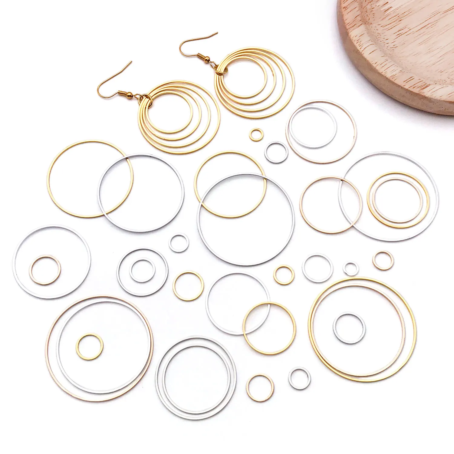 50pcs Gold/Platinum/Silver Geometric Circular Pendant Without Mouth Ring is Suitable for DIY Earring Accessories