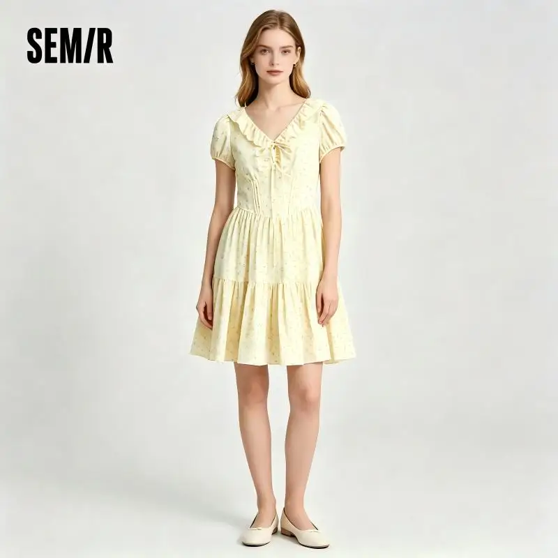 Semir V Neck Dress Women Feminine 2025 Summer New Textured Floral Print Mini Dress Fresh Style