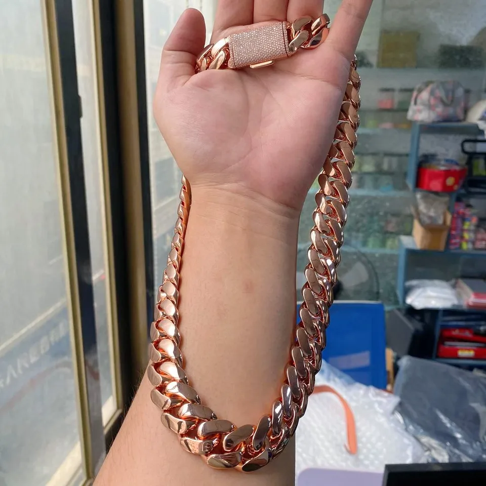 Rose Gold Miami 20mm Gold Cuban Link Chain Rose Gold Iced Out