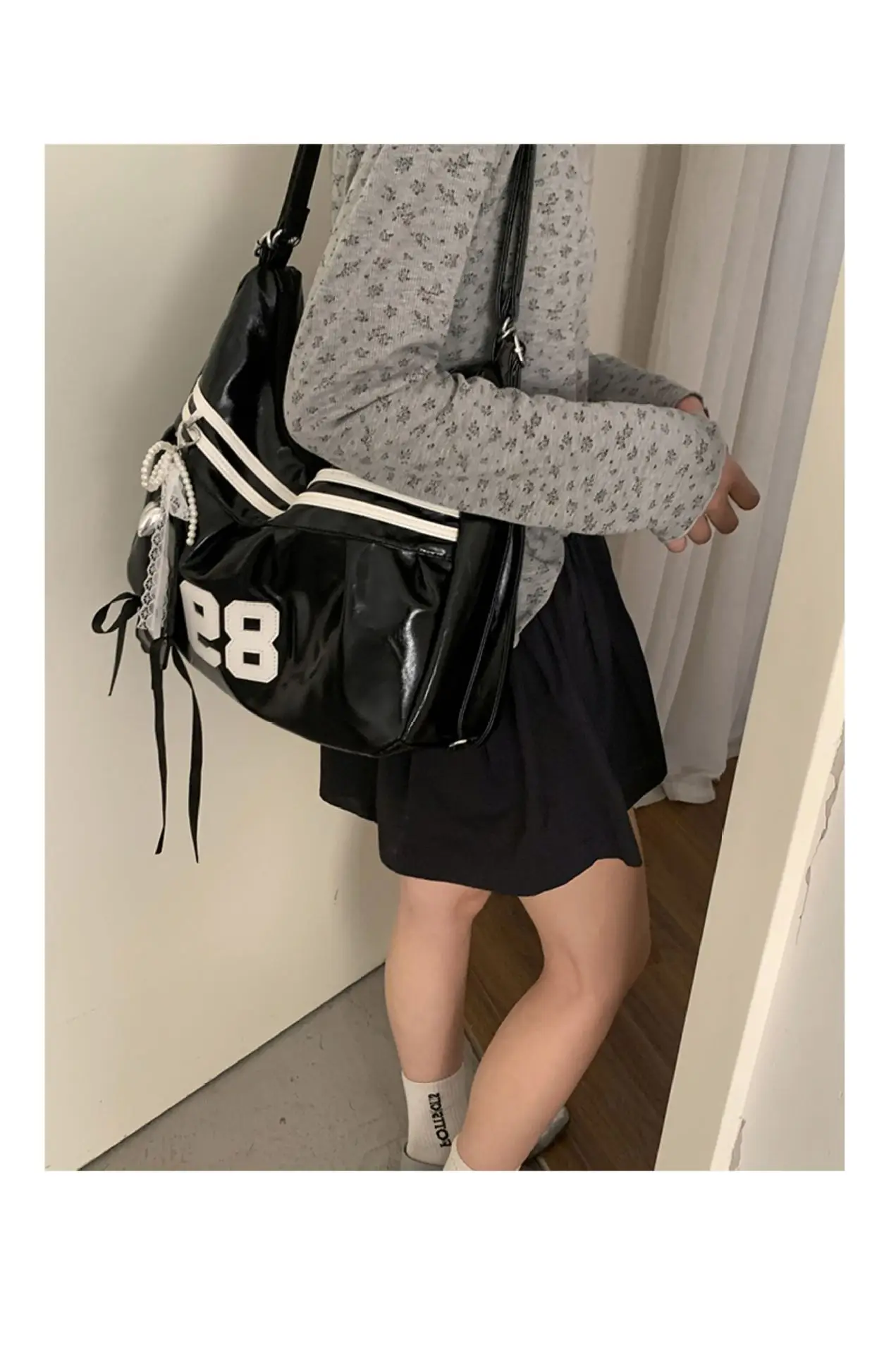 

Women Shoulder Bag Y2K Fashion Large Capacity Pu Leather Hobo Bag Korean Style Crossbody Bag Casual Street Daily Tote Handbag