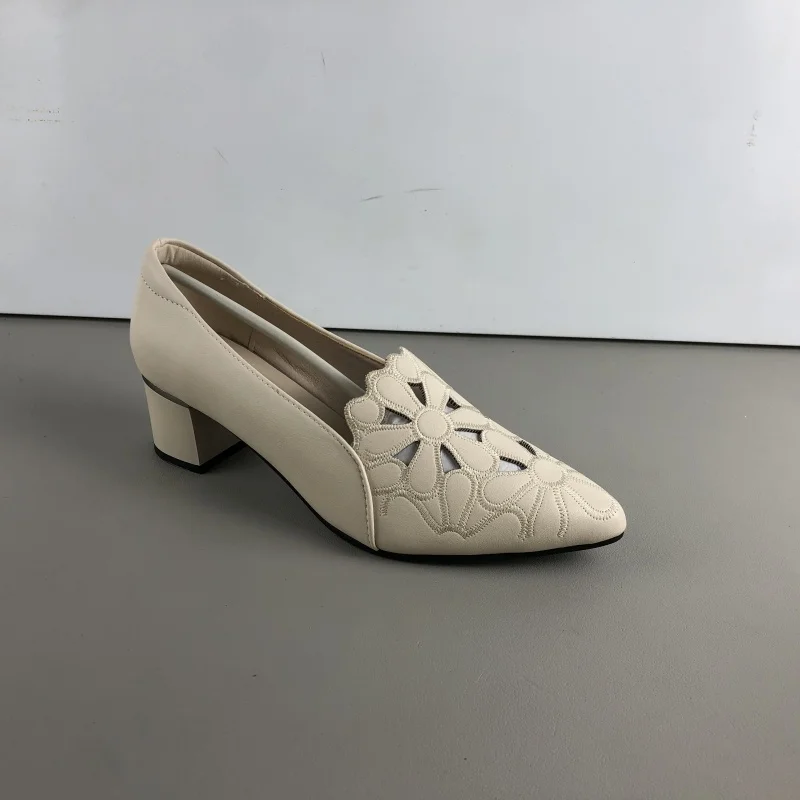 جديد مريح Faionable الجوف خارج جلدي المرأة oes أشار تو الانزلاق على لباس غير رسمي منتصف الكعب موسم الربيع #1