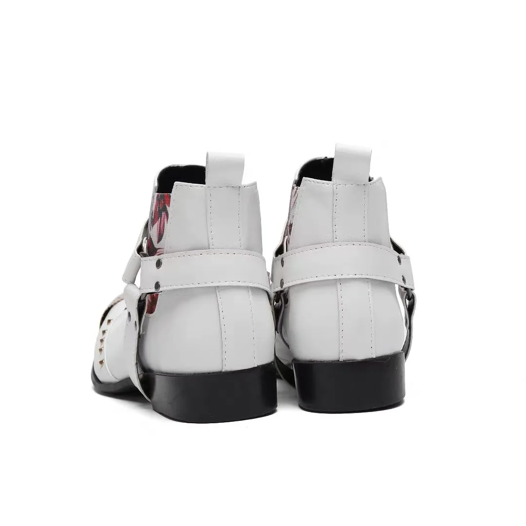 Schwarze Herren-Stiefeletten aus Schlangenleder mit Nietenbesatz, Blockabsatz, auffälliges Design, modische Schuhe für Bars, Bühnen, Streetwear und besondere Anlässe. – Detail 25