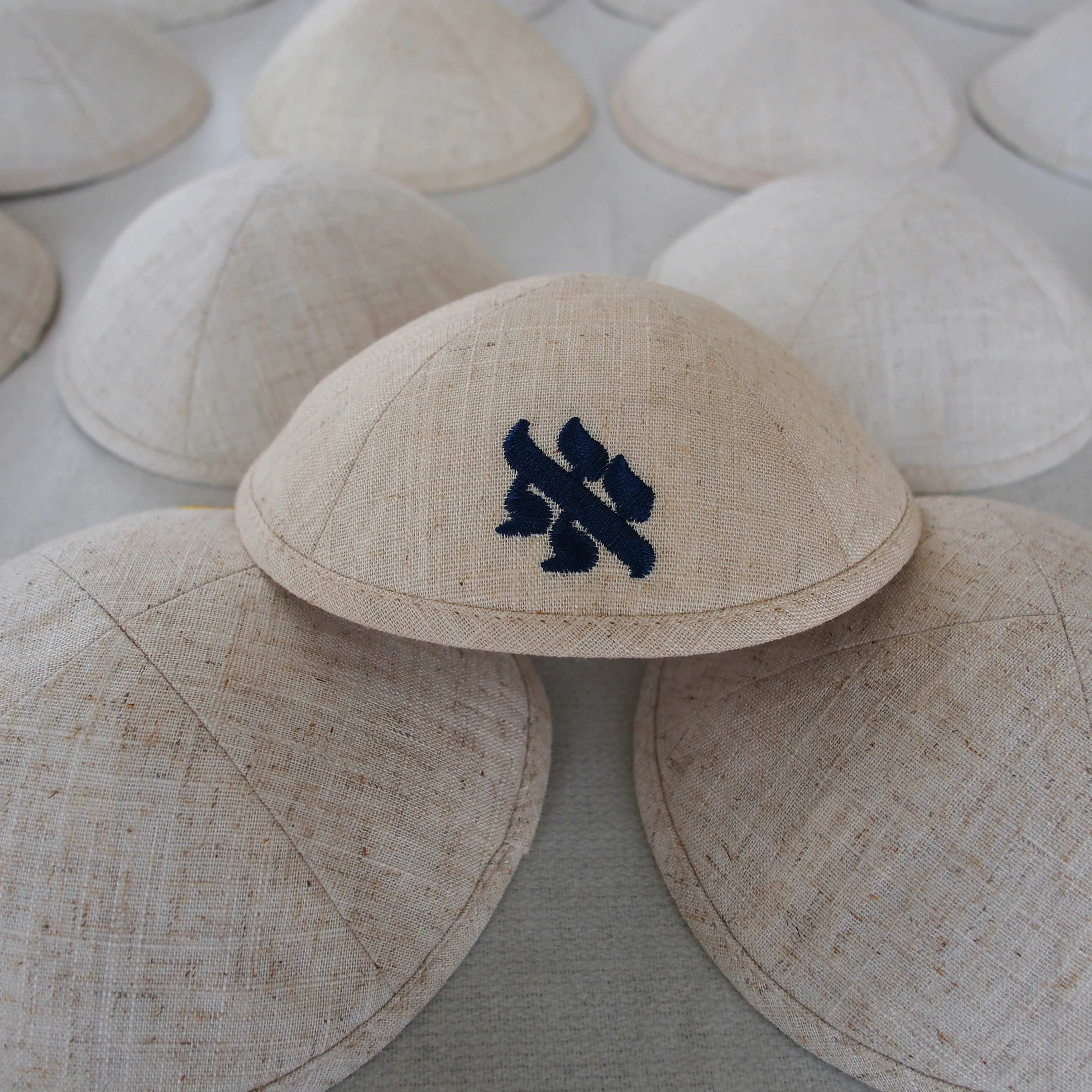 Bestickte Kippa für Judentum