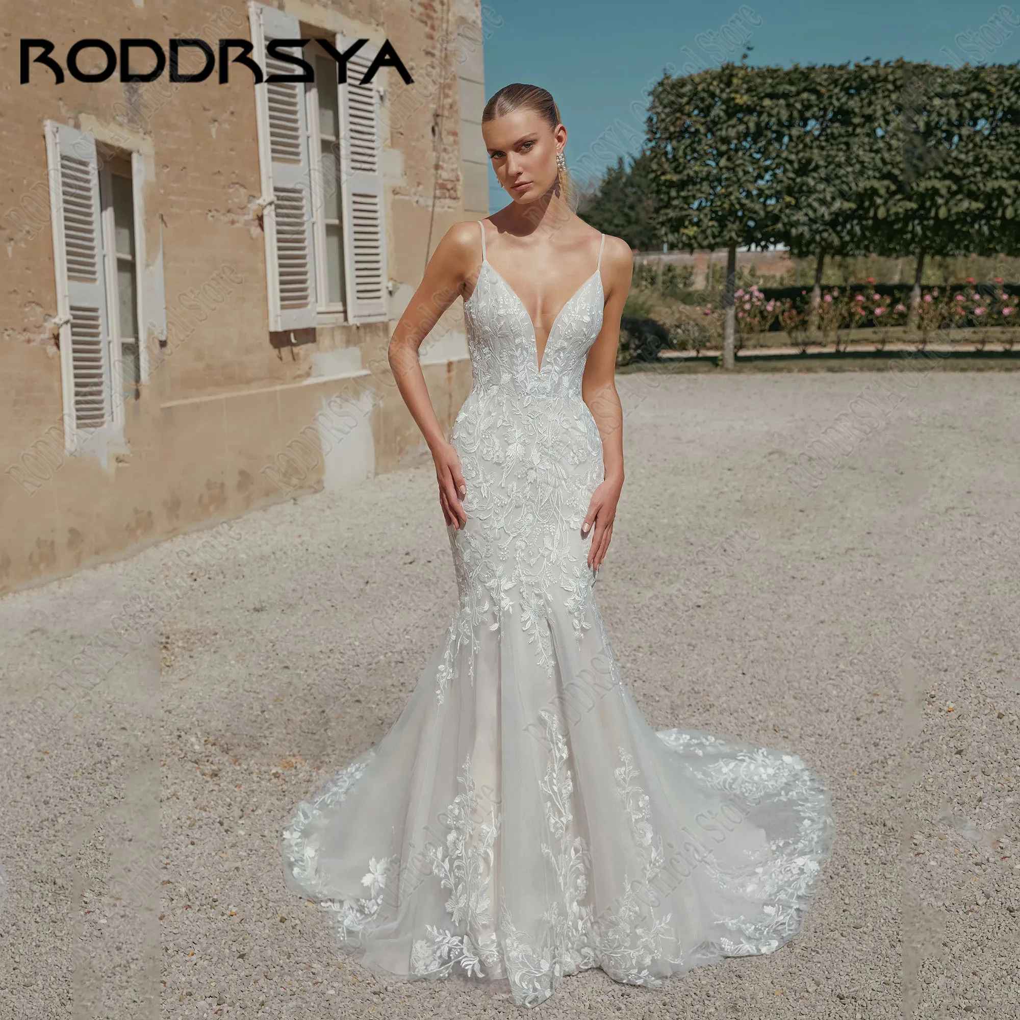 

RODDRSYA Lace Mermaid Wedding Dress With V Neckline Spaghetti Straps Trouwjurk Bride Dress Woman Tulle Beach Applique Backless