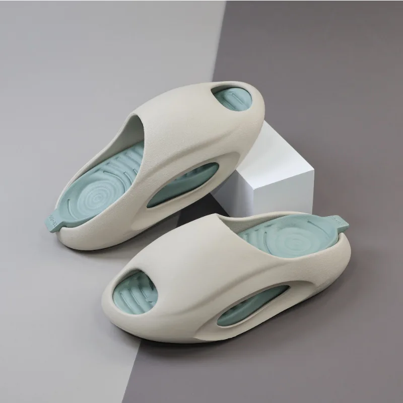 

Summer Comfort Thick Sole Men's Slippers Trend EVA Men's Sandals Fashion Outdoor Men's Sneakers and Casual Shoes Tenis Masculino