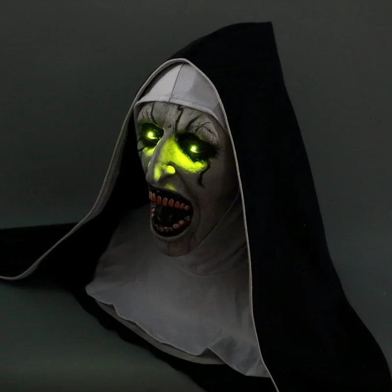 The Nun Mask Horror Mask con voce spaventosa con luce a Led Cosplay maschere in lattice di Valak con casco foulard puntelli per feste di Halloween