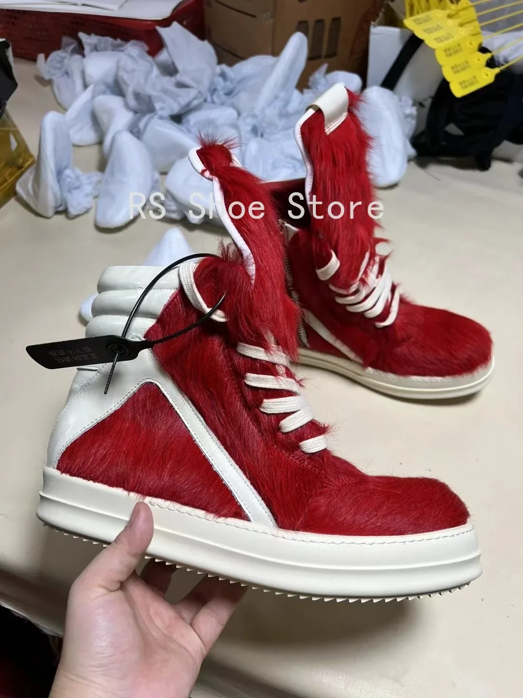 

Ro Classic Men Ankle Boot Red Horsehair Boots Women Sneaker Red Horse Hair High Top Shoe Casual Shoes Zipper Sneakers