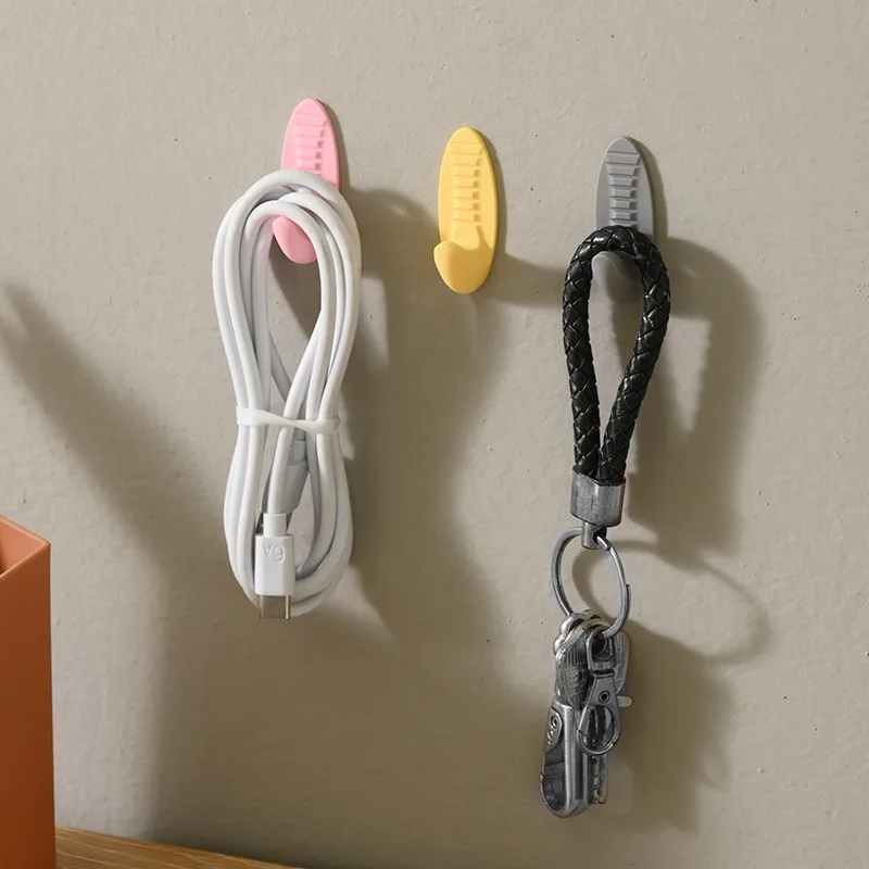 2/12 قطعة مقبض حقيبة هوك شماعات الأمتعة ملصق قوي لاصق لتعليق مفتاح حامل السنانير في الهواء الطلق المحمولة DIY التبعي