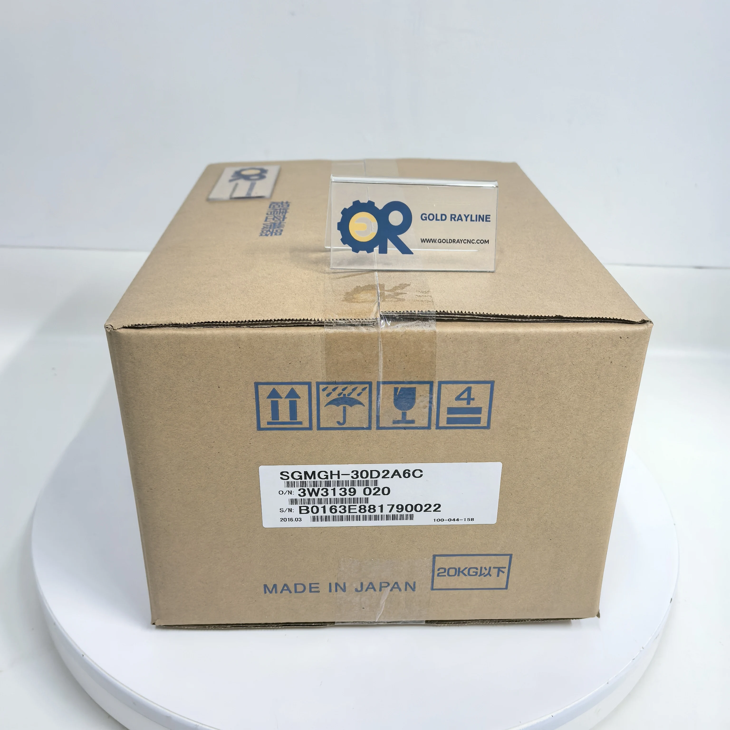 

New In Box SGMGH-30D2A6C Yaskawa Servo Motor 1 Year Warranty