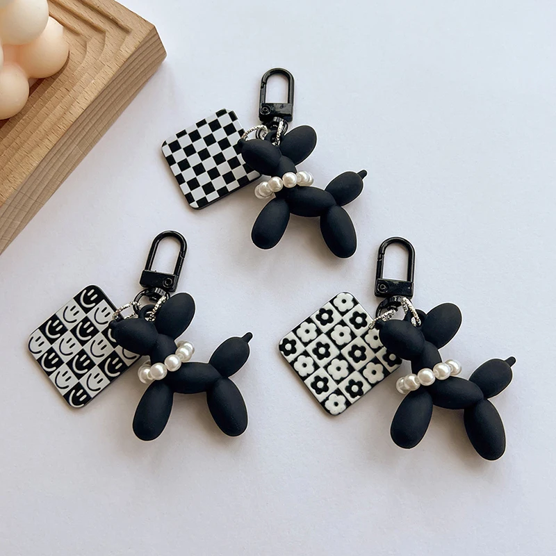 Fashion Balloon Dog White And Black Keychain Acrylic 3D Exquisite Keyring Car Pendant Cartoon Key Ring Gift For Women Children