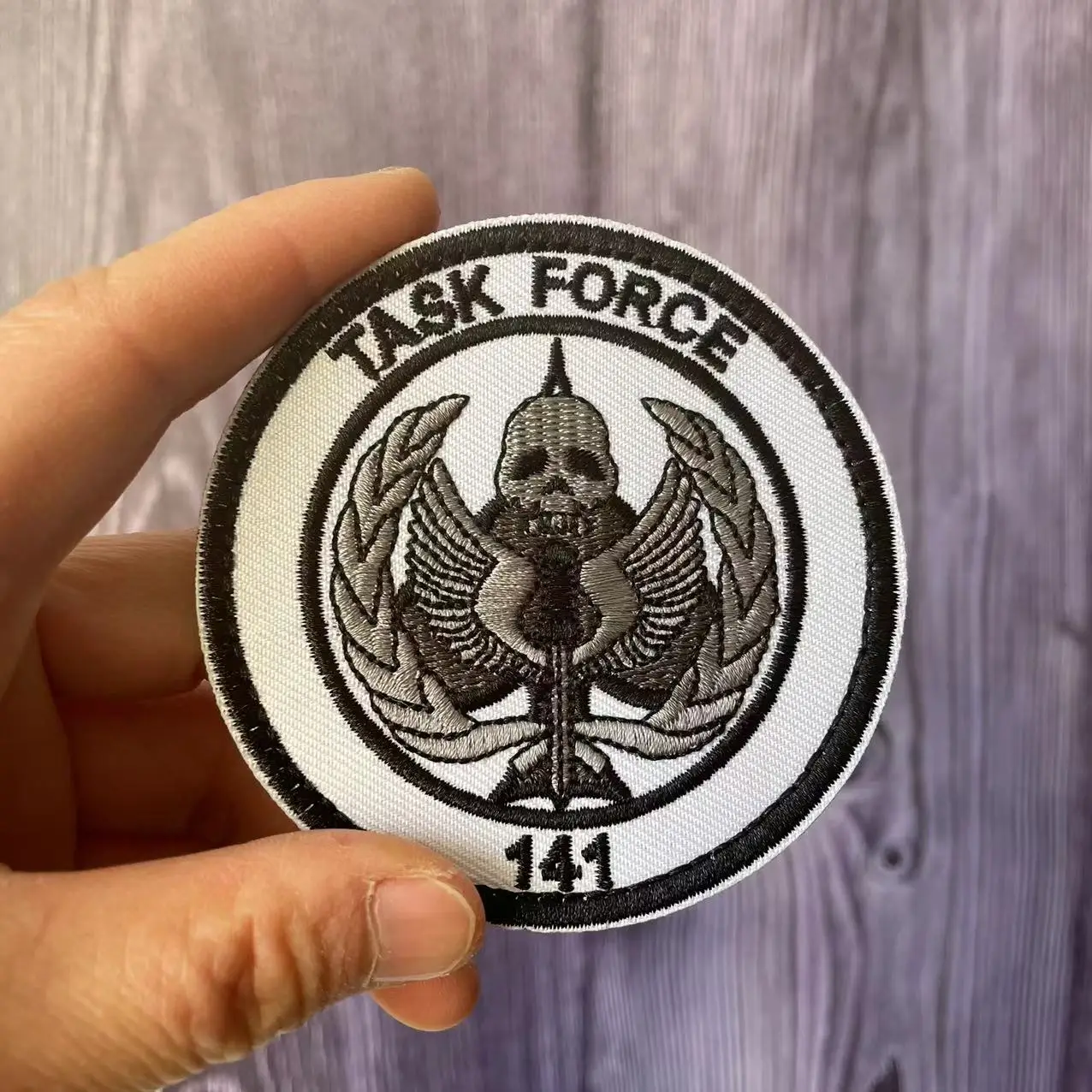 タスクフォース 141、ブラック OPS エンブレム刺繍アップリケパッチ