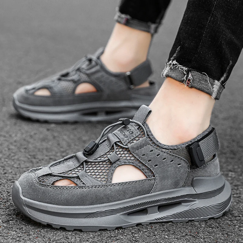 2023 Summer  Men\'s New Style Outdoor  Heightening  Breathable  Sandals Black  Teenagers Casual men\'s shoes