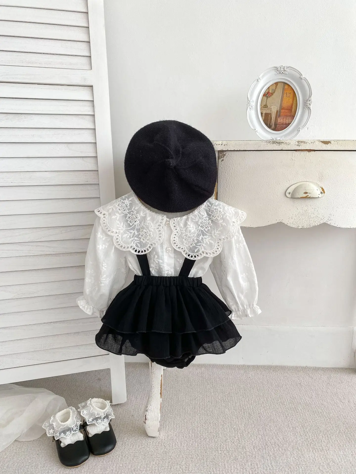 2025 Spring New Baby Girl Cute Overalls Set Infant Flower Embroidery Lapel Shirts + Strap Bodysuit 2pcs Suit Toddler Outfits