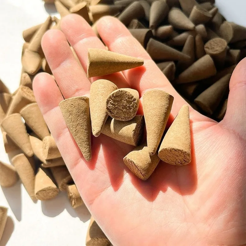 20/50 قطعة مخاريط البخور بنكهة بالو سانتو وايت سيج، مناسبة للمنزل واليوجا والتأمل