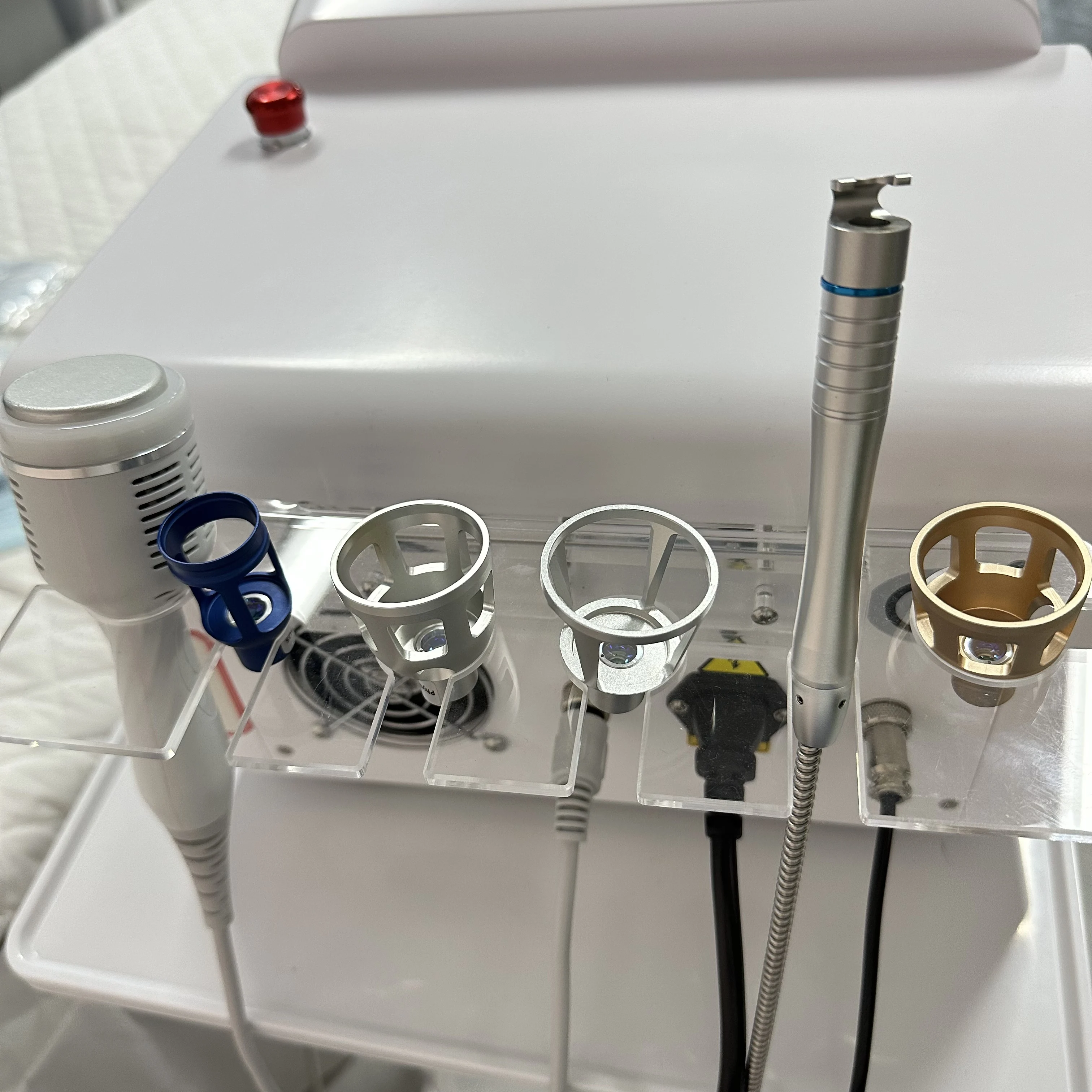 6 In 1 980nm Diode Laser Perawatan Jamur Kuku Penghilang Varises Pembuluh Darah Peremajaan Kulit Alat Kecantikan