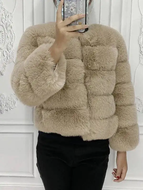 Women Faux Fur Coat Autumn Winter High Quality Fluffy Short Coat Faux TOP Fur Jacket Ladies Furry Fashion Tops Korean