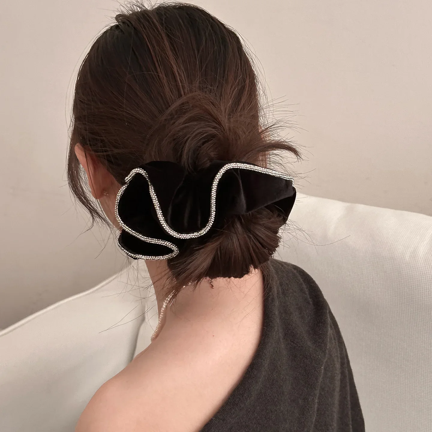 Hochwertige Strass-Samt-Haargummis Herbst und Winter Damen-Haarband Hochelastisches Haargummi Koreanische Haaraccessoires