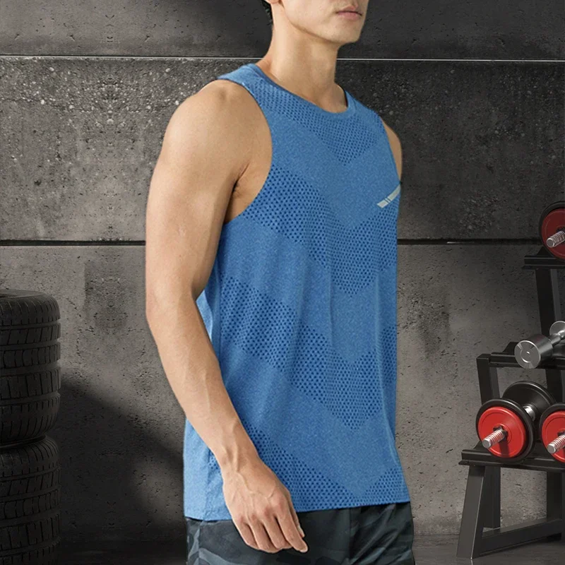 Men's Summer Quick-drying Fitness Clothing Summer Cool Beach Travel Undershirt Fashion Gym Running Tank Tennis Jerseys Sports
