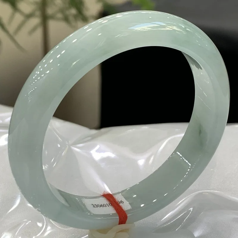 Natural Myanmar Wholesale Jade Delicate Ice Transparent Positive Ring Bracelet