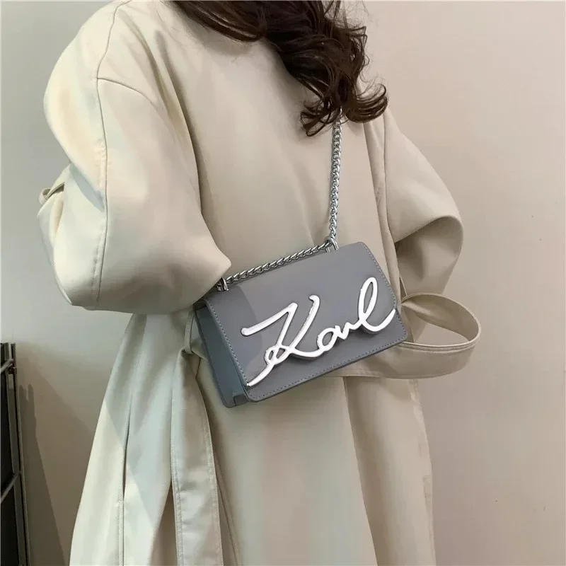 Retro Zipper Women Shoulder Bag Leisure Square Tote Bag Chain Half Month Handbag Luxury Designer Female Letter Crossbody Bag