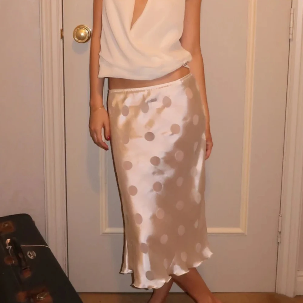

Women Summer Vintage Cottagecore Satin Polka Dot Midi Skirts Sexy Silky Elastic Waist Ruffles Hem Bodycon Slip Skirts Streetwear