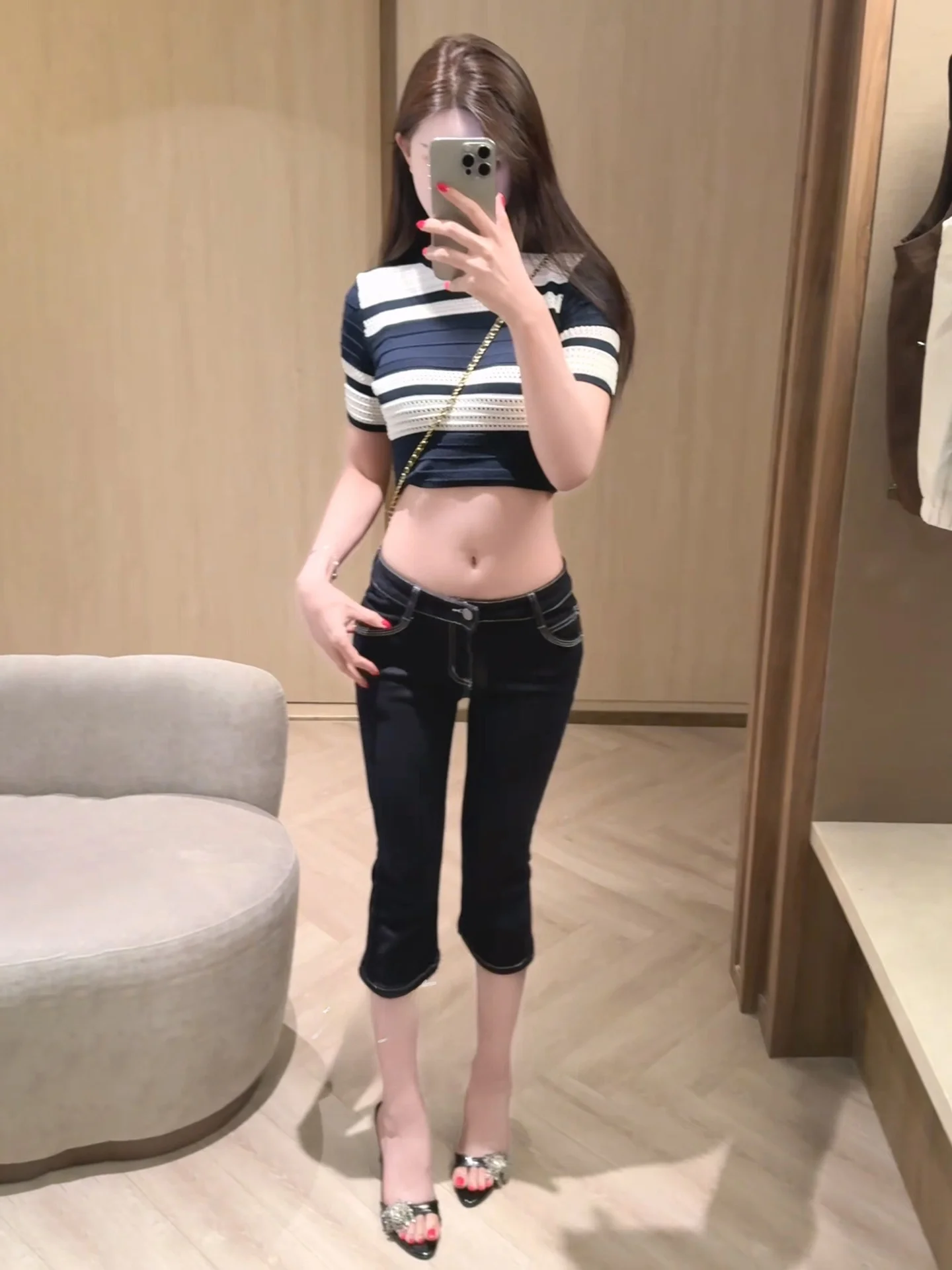 Slim Fit Straight Leg Jeans Women's Butt Lifting Hip Enhancing Casual Seven Inch Length Cotton Stretch Denim Summer Jeans
