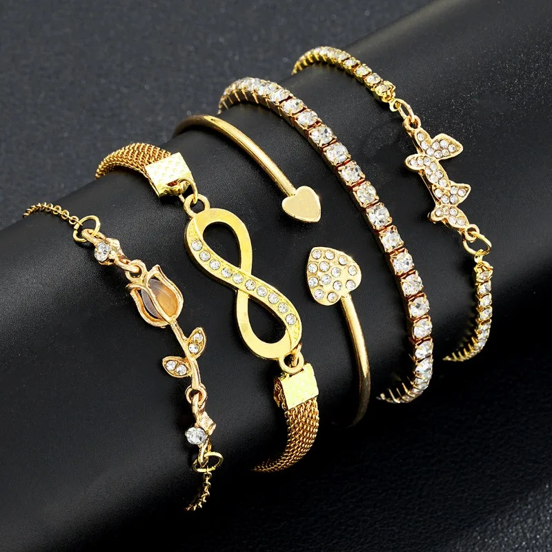

5pcs Exquisite Gold Color Butterfly Bracelet Set for Women Vintage Rhinestone Heart Infinity Cuff Bangle Daily Wear Jewelry Gift