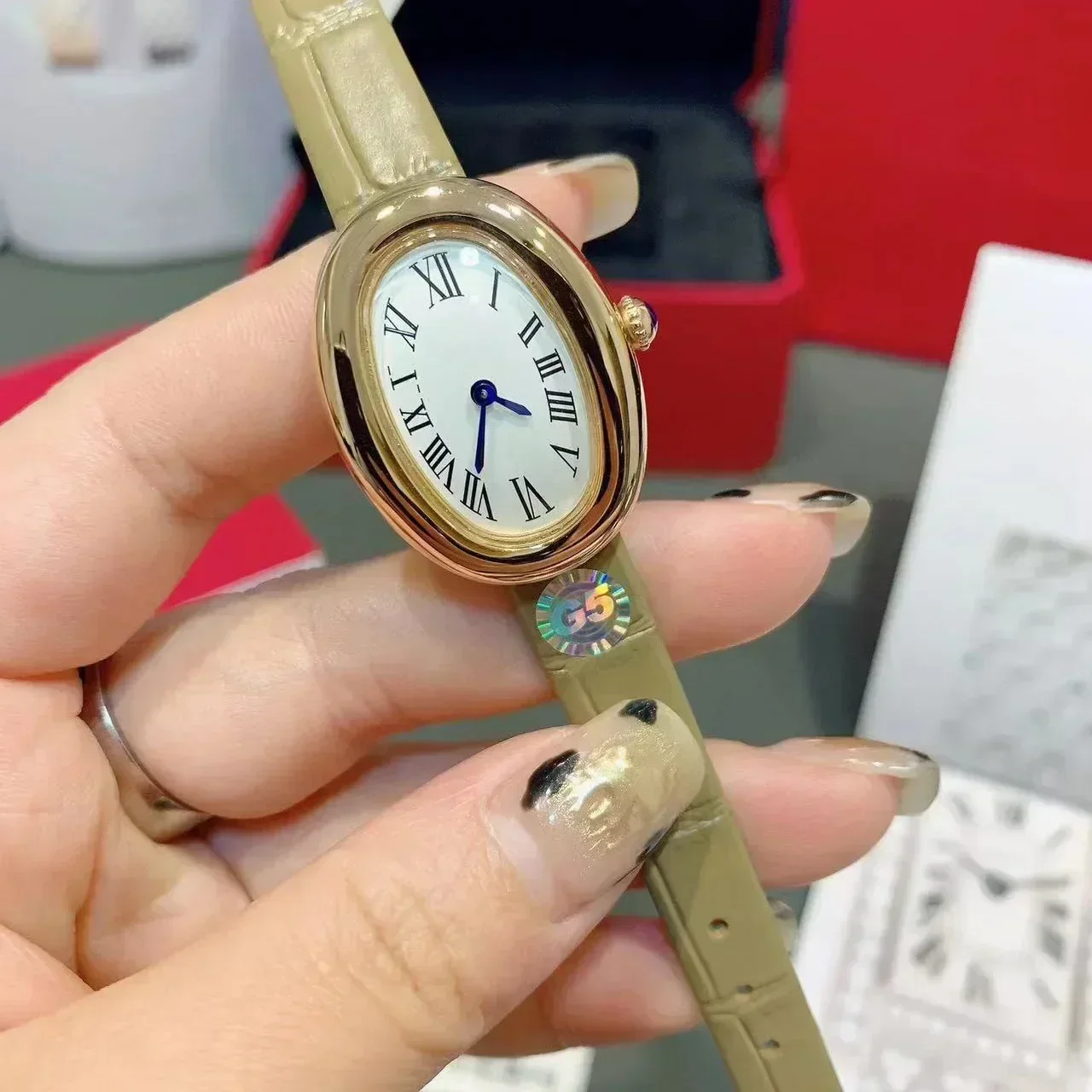 Top Luxury Designer Brand Womens Watch Elegant Fashion High Quality Waterproof Quartz Bathtub Ladies Wrist Watches Leather Strap