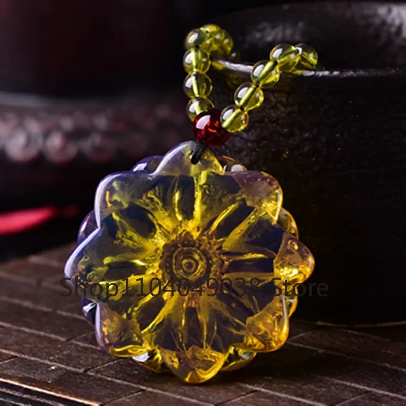 Natural Blue Baltic Sea Amber Resin Beeswax Amber Necklace Flower Sweater Chain Pendant Simple Men and Women - view 4