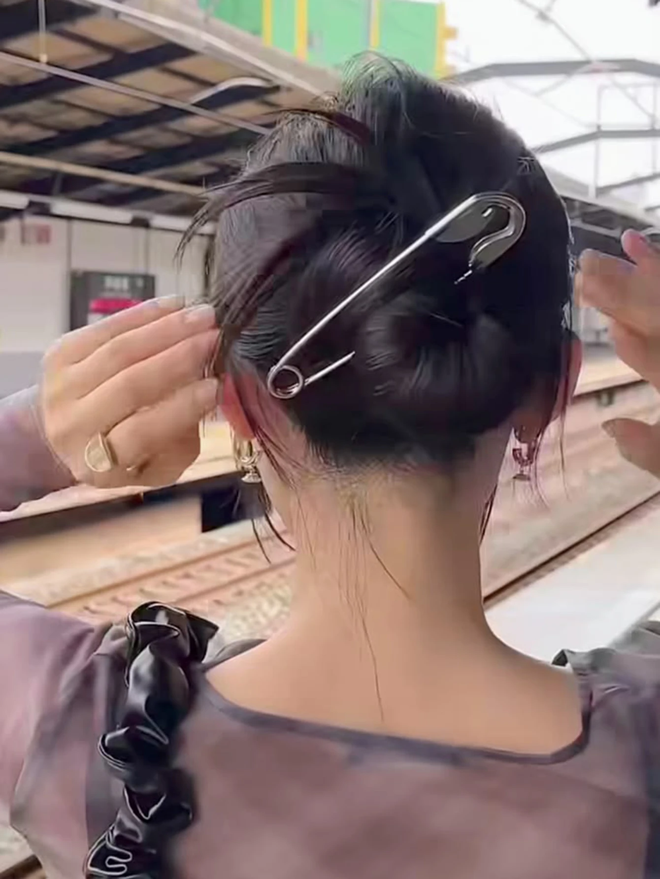 

1Pcs Trendy Oversized Hair Safety Pin Clip for Women Statement Bun Accessories French Hair Pins for Women Alloy Hair Accessories