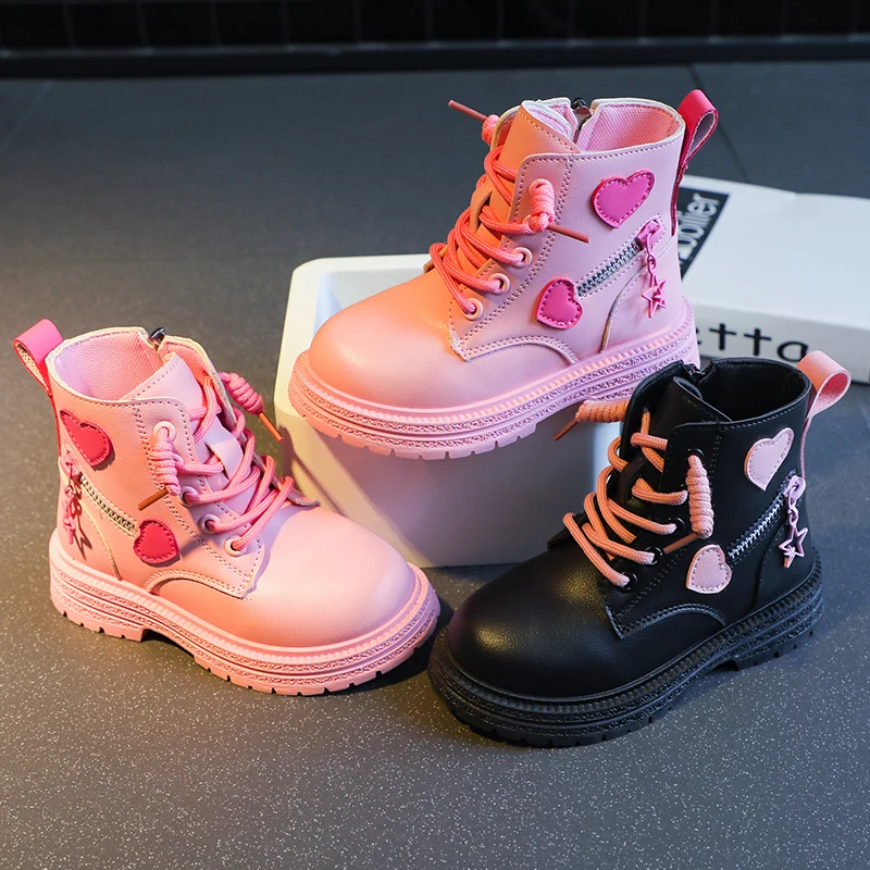 2023 New Girls Short Boots Versatile Love Cute Children Fashion Casual Shoes Soft Pink Hot Sales Drop Shipping Kids Boots Simple