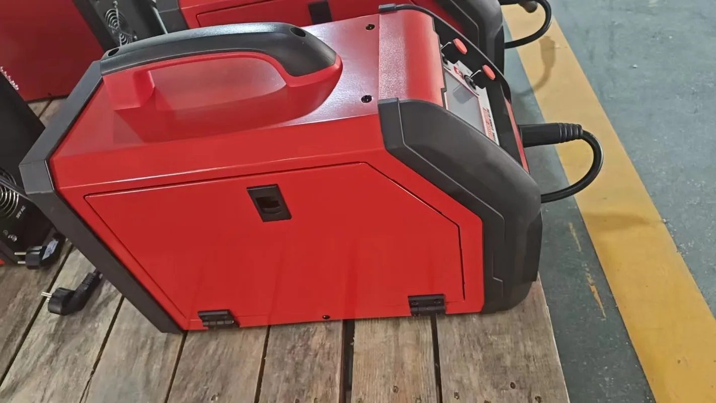 Poney Double Pulse MIG 200DPX    MIG Welder, Multi-process  MIG /TIG /MMA Welding Machine, LCD Display, Synergic Control