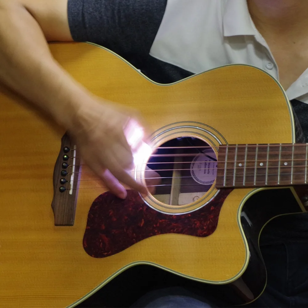 High-Sensitivity Luminous Pick Guitar Touch Automatic Lighting Guitar LED Pick Colored Light Illuminated Guitar Glowing Plectrum