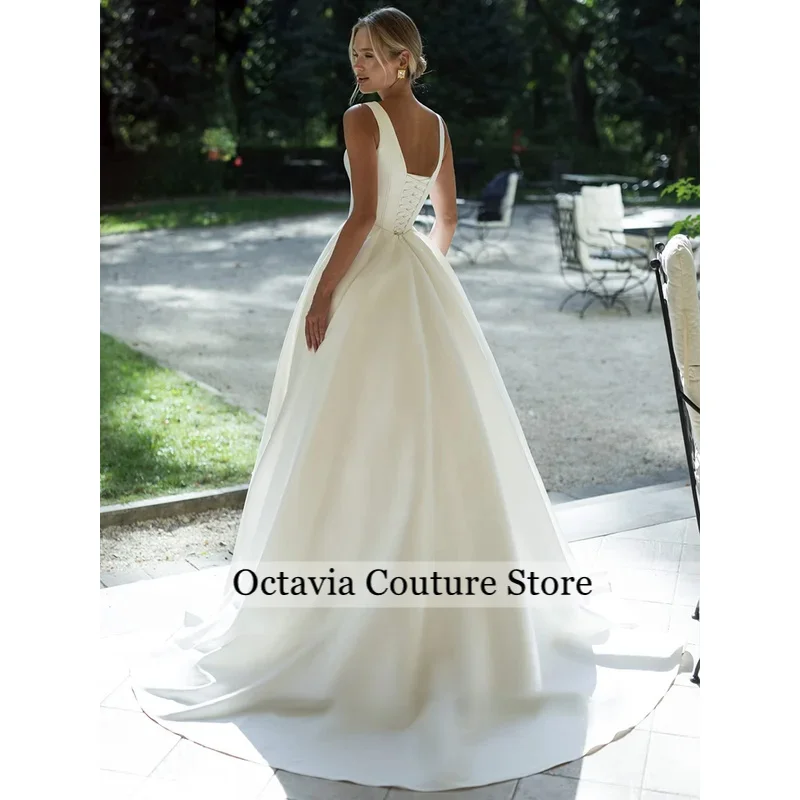 Modern Woman Wedding Dress for Bride Customized Deep V Neck Sweep Train Backless Corset Bridal Gown Lace-up Bride Dresses