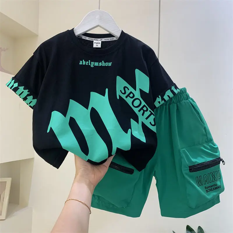 

Summer New Pullovers Contrast Color Letter Crew Neck Stylish Loose Short Sleeve Elastic Patchwork Pockets Zipper Shorts Boys Set