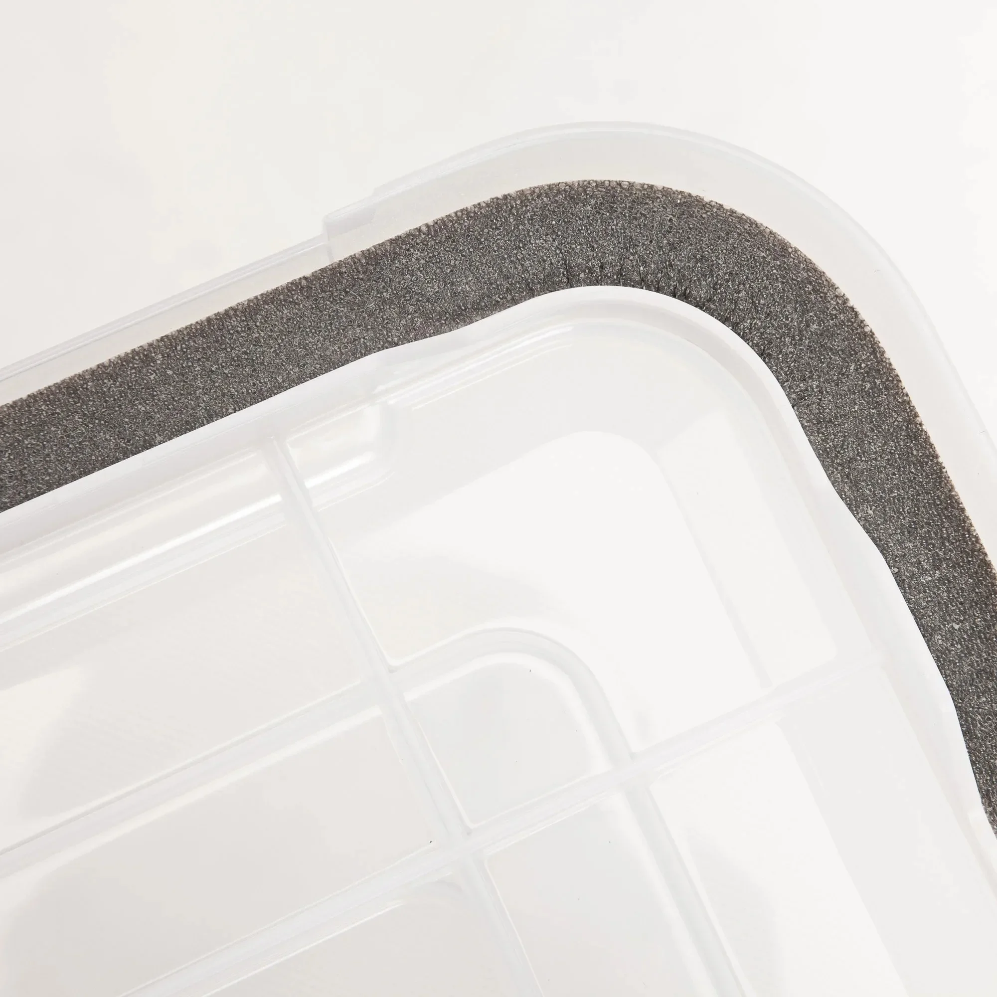 19qt WEATHERPRO Airtight Plastic Storage Bin with Lid and Seal and Secure Latching Buckles