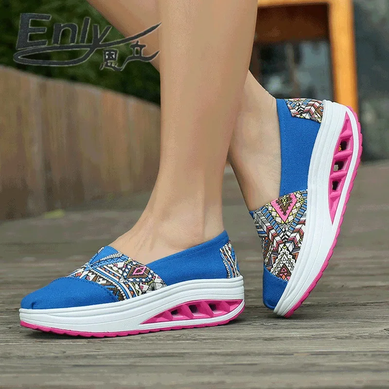 Women Canvas Shoes Casual Sneakers Woman 5cm Height Increasing Shoes Low-cut Elastic Band Fretwork Heels Student Wedges Hot Sale