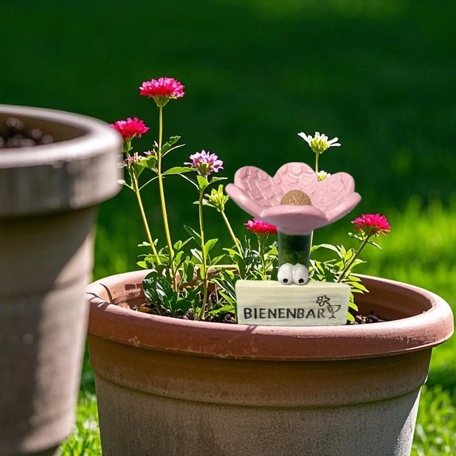 Bee Watering Station Drinking Cups Multi-function Bee Water Feeder Butterfly Bath Bowl Standing Bee Feeder For Garden Yard Decor