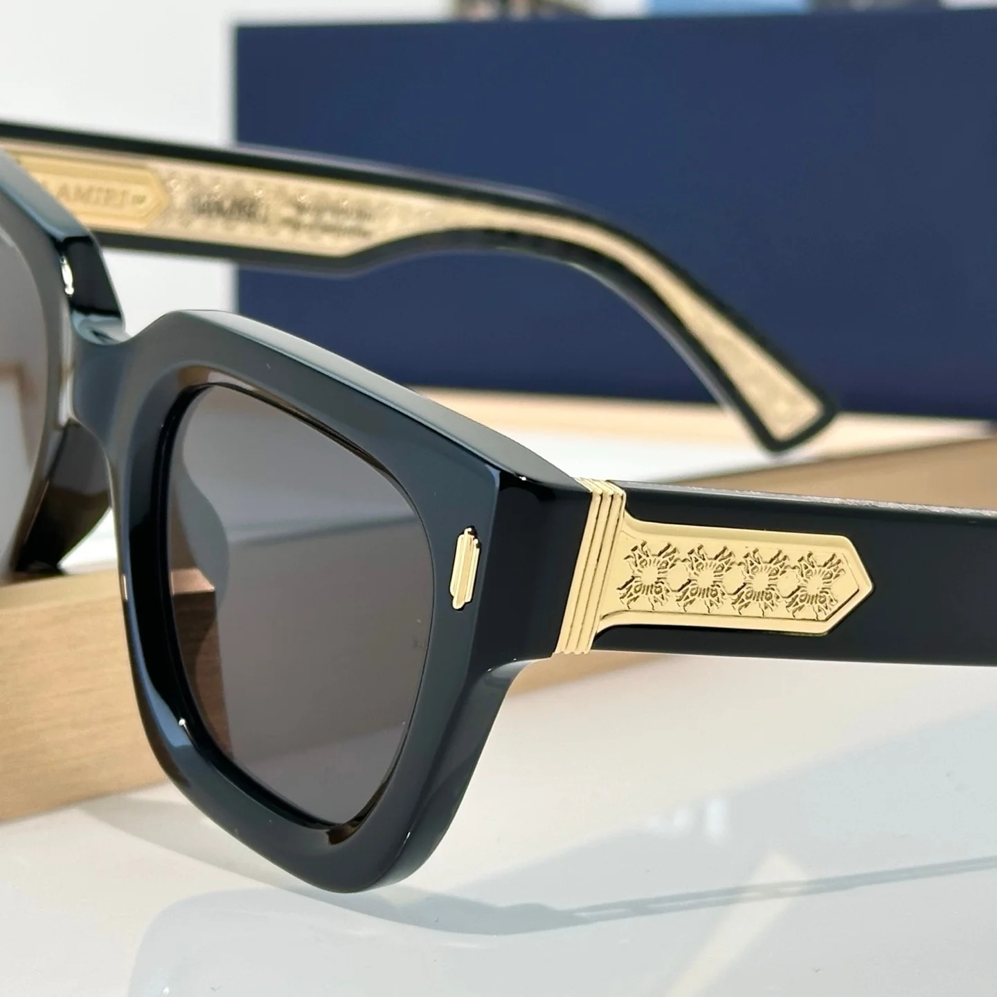 Mulholland Sunglasses Man Woman,Chunky Black Square Frame,Dark Grey Lens,Gold Carved Temples,UV400 Trendy Sun Glasses