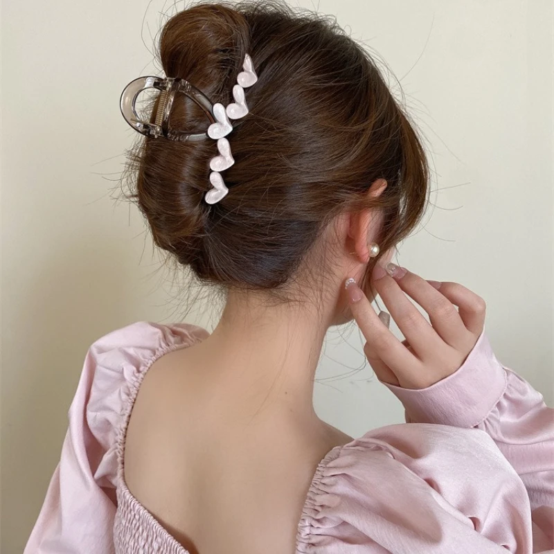 

Cute Heart Shape Hair Clips Transparent Plastic Vertical Barrettes Sweet Ponytail Holder Elegant Daily Hair for Women Hairstyle